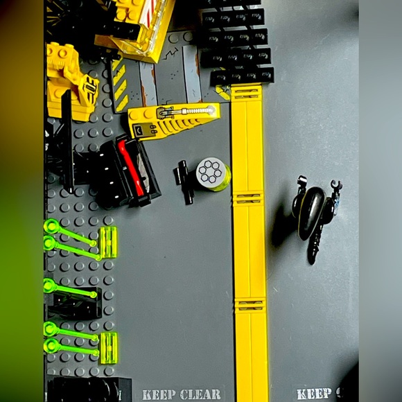 Alien Minifigure - Picture 5 of 6